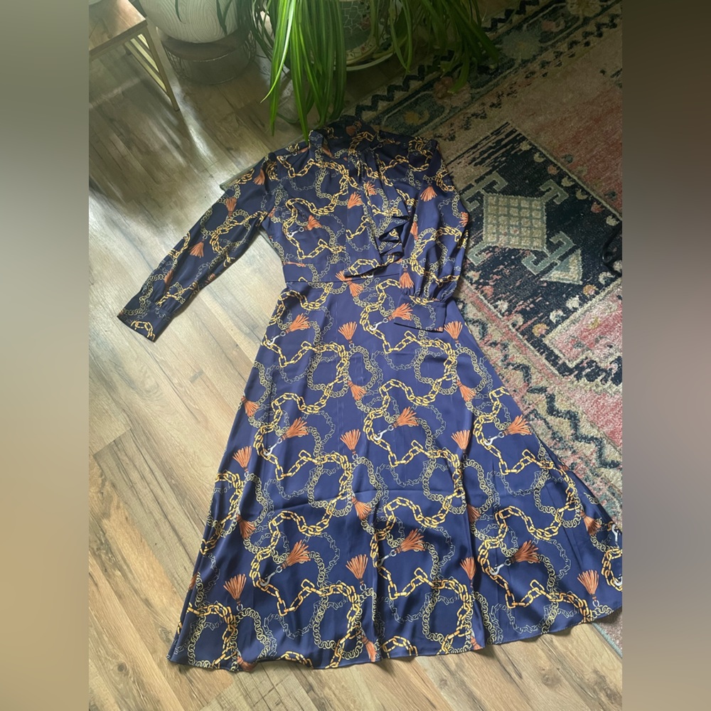 Alexis Admor dress